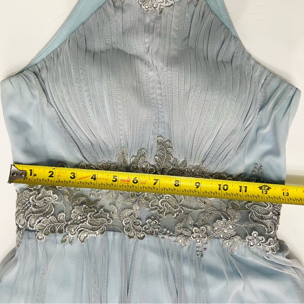 BETSY & ADAM Pale Blue Embroidered Sequin Halter Gown Sz4 Formal Prom Holiday - Picture 16 of 17